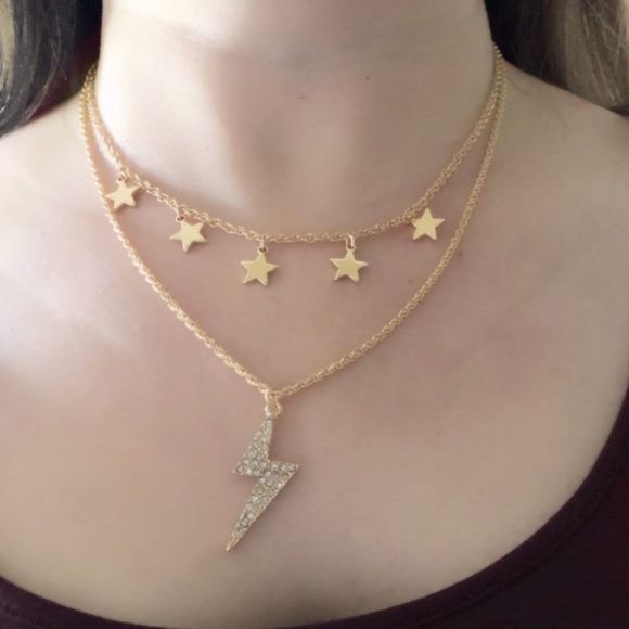 Lightning bolt & star layered necklace - Picture 3 of 4